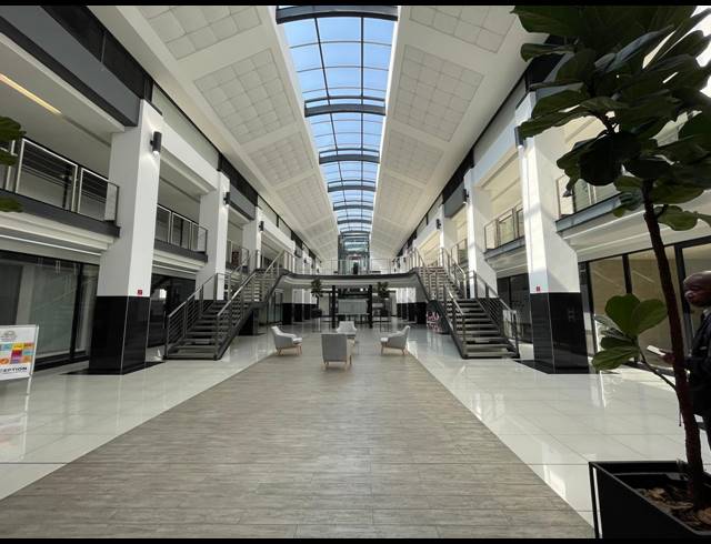 419M² OFFICE TO LET IN BRYANSTON